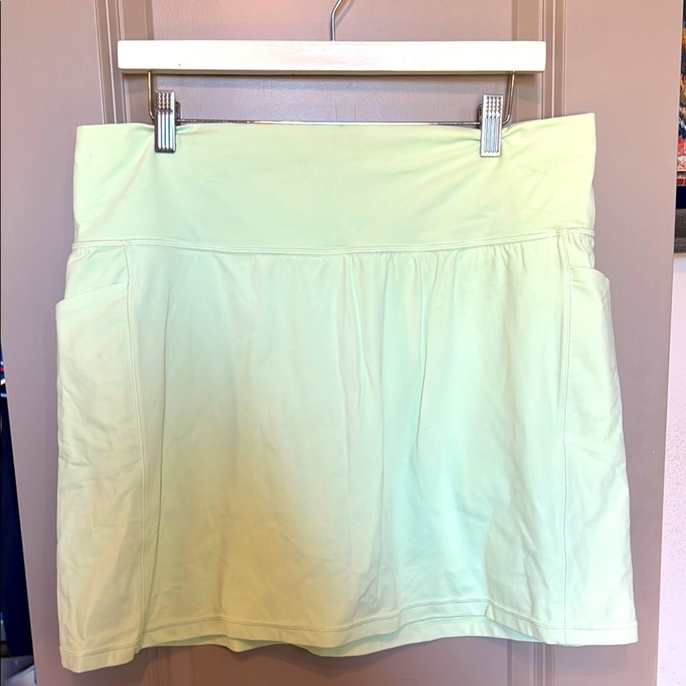 Athleta Light Green Skort